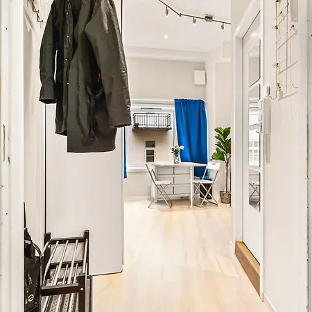 公寓 Dinbnb I At City Centre With Roof Terrace *